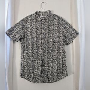 Goodfellow & Co Black and White Floral Pattern Button Up